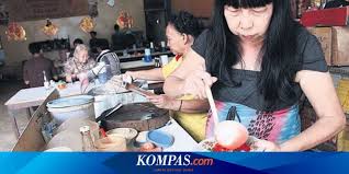 Jadi khas buat anda, berikut rasa kongsikan 10 resipi masakan berasaskan ayam yang sangat mudah untuk dicuba. Jejak Leluhur Di Surga Kuliner Halaman All Kompas Com