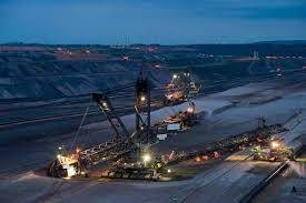 Vehicles Bucket Wheel Excavator Mining 1080p Wallpaper Hdwallpaper Desktop In 2021 New Car Wallpaper Excavator Hd Wallpaper