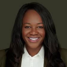 Nikki Lawrence's Instagram, Twitter & Facebook