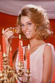 Jane seymour fonda (born december 21, 1937) is an american actress, political activist, environmentalist, and former fashion model. 40 Photos Of A Young Jane Fonda Jane Fonda Through The Years