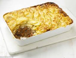 This quorn shepherd's pie is one of our family favourites and i hope it will become one of yours too! Mary Berry And Lucy Young Special Shepherd S Pie Dauphinois Daily Mail Online