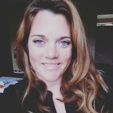 Amy Parnell's Instagram, Twitter & Facebook