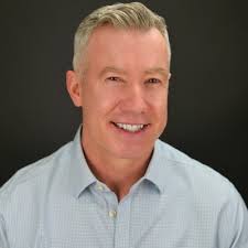 This March, we're celebrating Christopher Chrisman, Simon Murphy, and  Thomas Møller Jensen and the impact they've made at BCG in their 15, 20,  and 25 years. Thank you for all you do