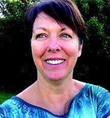 Danielle Tousignant's Instagram, Twitter & Facebook