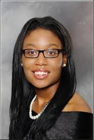 Strikers Club presents 19 debutantes at annual ball