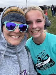 Erin Buss's Instagram, Twitter & Facebook