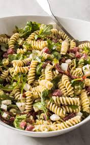 It's the perfect picnic companion! Italian Pasta Salad For Dinner Parties Or Work Lunch Cold Pasta Salads Come In Handy But Too Often Turn Out La Pasta Salad Italian Italian Pasta Pasta Salad