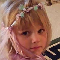 Mitzi Parsons's Instagram, Twitter & Facebook