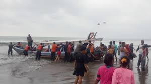 Harga tiket masuk pantai parangkusumo jogja: Penumpang Kapal Yang Tenggelam Di Pulau Angso Duo Sebut Ada Kebocoran