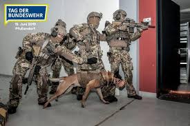 Und 2 flash ssds und kskalexlivingstone. Strategie Technik Kostumkunde Gearcheck Ksk Einsatzkampfbekleidung Mit Flammschutz Spezialkrafte In Multitarn