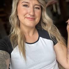 Happy Birthday Autumn and thank you for thinking of the special needs dogs  in our care at Double J Dog Ranch 🥳🎂🩷