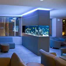 Aquarium Avec Modern Reve Salon Salon De Reve Modern Avec Aquarium Salon De Reve Modern Avec Aquarium In 2020 Amazing Aquariums Aquarium Wall Aquarium