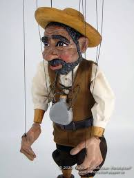 Labrador manchego e imaginario escudero, sancho panza es uno de los personajes protagonistas de el ingenioso hidalgo don quijote de la mancha, obra escrita por el autor español miguel de cervantes. Sancho Panza Marionette Kaufen Rk025 Galerie Der Tschechischen Marionetten Marionetten Puppen De
