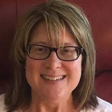 Lisa Whiton's Instagram, Twitter & Facebook