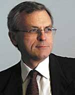 Momentum Montreal took 1st place in the 2003 Best Practices Competition of  the Canadian Newspaper Association which included more than 170 entries  from daily newspapers.