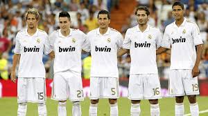 Şahin speaks german, turkish, english, dutch, and spanish. Wie Ein Diagonalball Von Roberto Carlos Nuri Sahin Zu Real Madrid Lockte Kicker