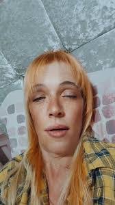 Lisa Mort's Instagram, Twitter & Facebook