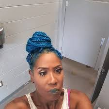 Denise Winters's Instagram, Twitter & Facebook