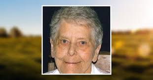 Dorothy Heaton's Instagram, Twitter & Facebook