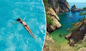 You can also choose from remote, uncrowded areas with minimal amenities or. Catalonia The Ten Best Things To Do Beach Holidays Travel Express Co Uk