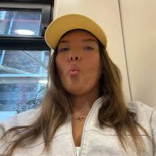 MOLLY MAYO (@mollymayo_) • Instagram photos and videos