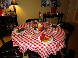 Pin By Jennifer Hill Wolford On Party Time Ideas Italian Table Decorations Italian Dining Table Italian Dinner Party