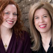 How The Fug Girls Went From Working in Reality TV to Running a Beloved Red  Carpet Recap Website