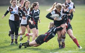 Das dachten sich vor einigen jahren mutige vereinsmitgliederinnen und gründeten das rugbyunion. Die Damen Der Rugby Ruckoons Empfangen Den Deutschen Meister Bundesligarugby In Witten Witten