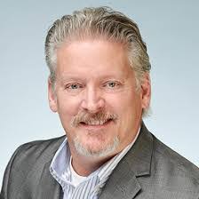 Lisa Seery's Instagram, Twitter & Facebook