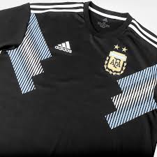 Preparada para a copa 2018? Camisa Selecao Argentina Away 2018 N 7 Banega Torcedor Adidas Masculina Preto Netshoes