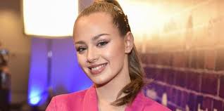 Wiktoria gąsiewska nie zawodzi fanów i pozostaje bardzo aktywna w mediach społecznościowych. Wiktoria Gasiewska Bez Makijazu Sloneczne I Odwazne Kadry Zachwycily Internautow Gwiazdy Maxxx News Rmf Maxxx