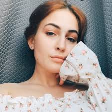 Melissa Melnik (@MelissaMelnik)