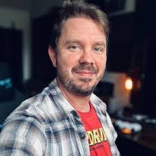 Michael Bosley's Instagram, Twitter & Facebook