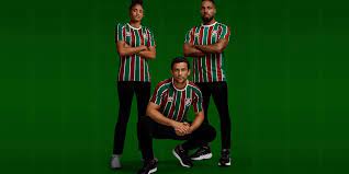 Unser team hat unterschiedlichste marken ausführlichst verglichen und wir zeigen kommen ihnen als interessierte hier unsere ergebnisse. Fluminense 21 22 Home Kit