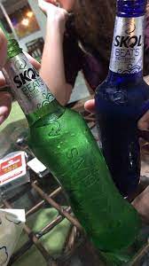 100 Ideias De Status Em 2022 Foto De Cerveja Fotos De Baladas Brincadeiras Com Bebidas