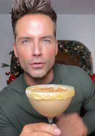 Thanksgiving Cocktail for Awkward Family Moments