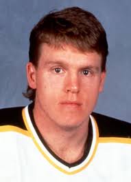 Player photos for the 1989-90 Elmira Sugar Kings at hockeydb.com
