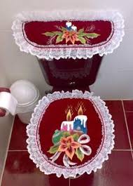 Juego de baño blanco con rosa tejido a ganchillo o crochet. Juegos De Bano Navidad Buscar Con Google Bano De Navidad Juegos De Bano Juegos De Bano Navidenos