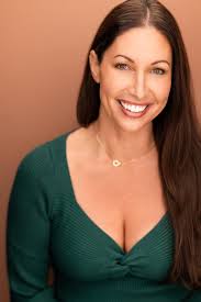 The Hustler (TV Series 2009– )