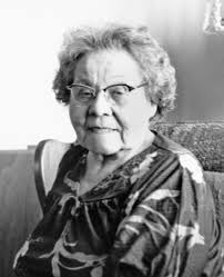 Women's Memories of Work and Family Life, 1900–1960