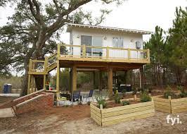 A Beautiful Home In Mississippi Built On Stilts That Spans Just 576 Sq Ft Tiny House Nation House On Stilts Tiny House Movement