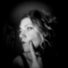 The Holga Darkroom: August 2009