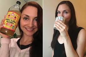 Google hesabınızı kullanarak yorum yapıyorsunuz. Ezber Bozan Deney Bir Ay Boyunca Her Gun Elma Sirkeli Su Icen Kadin Yemek Com