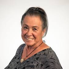 Joyce Ehlers's Instagram, Twitter & Facebook