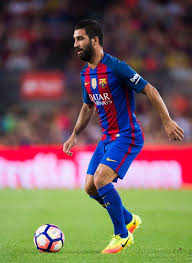 Ligde toplam 29 maçta forma giydi ve 7 gol attı. Arda Turan Grosse Gewicht Korperstatistik