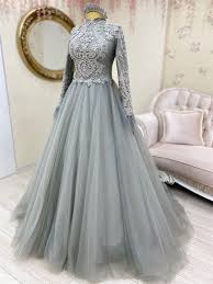 Gelin Elbisesi Panosundaki Pin