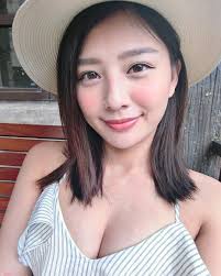 正妹小净笑容甜美 换上比基尼好身材让人恋爱了 asian beauty beauty asian
