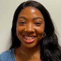 Danielle Reeves's Instagram, Twitter & Facebook