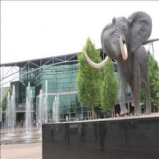 Although the mall is named after mr maponya, he's not the sole owner of the mall, he owns the mall alongside rodney wainstein. Maponya Mall Centre Management Yellow Pages