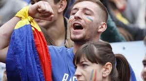 Potrivit jurnalistului, un exemplu în acest sens este cazul deputatului sebastian ghita, care „a disparut in hiperspatiu, pe dn1 fără ca nimeni să fie găsit răspunzator. Cristian Tudor Popescu Emerging Europe